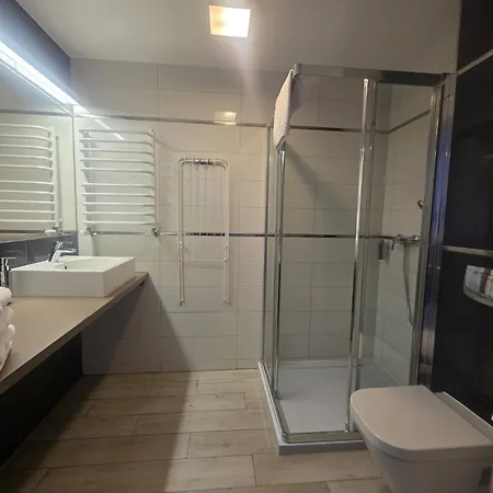 Czarna Gora Solden 33 * Sienna (Klodzko)