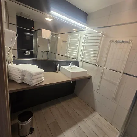 Czarna Gora Solden 33